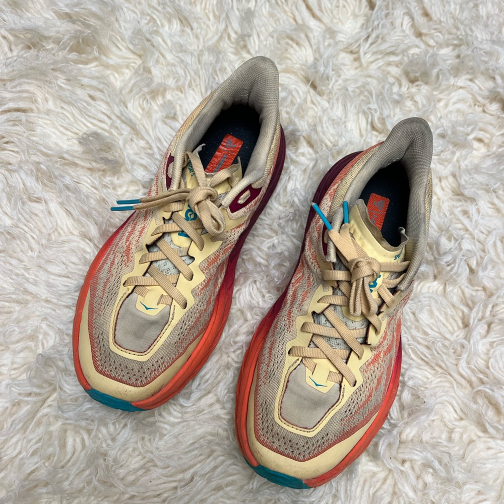 Hoka Speedgoat 5 Size 7.5 - Picture 7 of 10